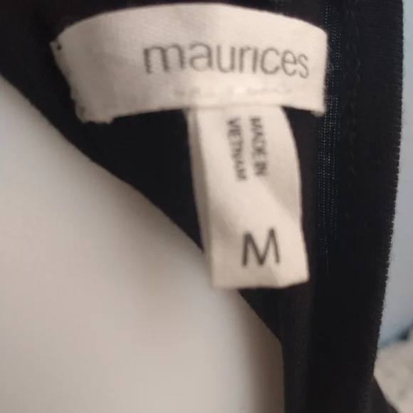 Maurices woman's size medium black and white polka dot blouse - Picture 6 of 6